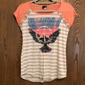 Daytrip “Freedom” Top from the Buckle.